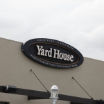 yard_house_lb_2419
